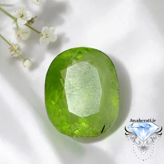 نگین زبرجد طبیعی خوشرنگ و ارزشمند P21