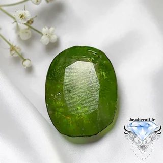 نگین زبرجد طبیعی تراش جواهری P25