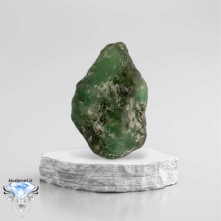 سنگ زمرد طبیعی بدون تراش