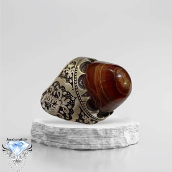 انگشتر عقیق سلیمانی کله قندی باطوق های خیره کننده
