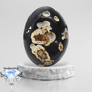 نگین عقیق ملکی سیاه  M28